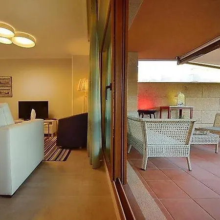 Sleeps 6 Pool T698796 דירה *