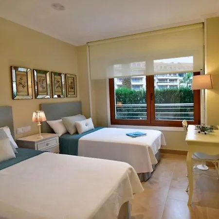 Sleeps 6 Pool T698796 דירה או גרובה